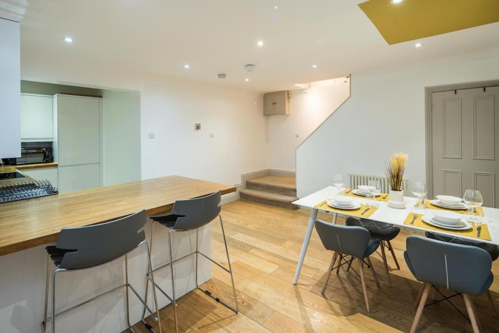Apartamento Superb Retreat Central Next Tube Londres Exterior foto