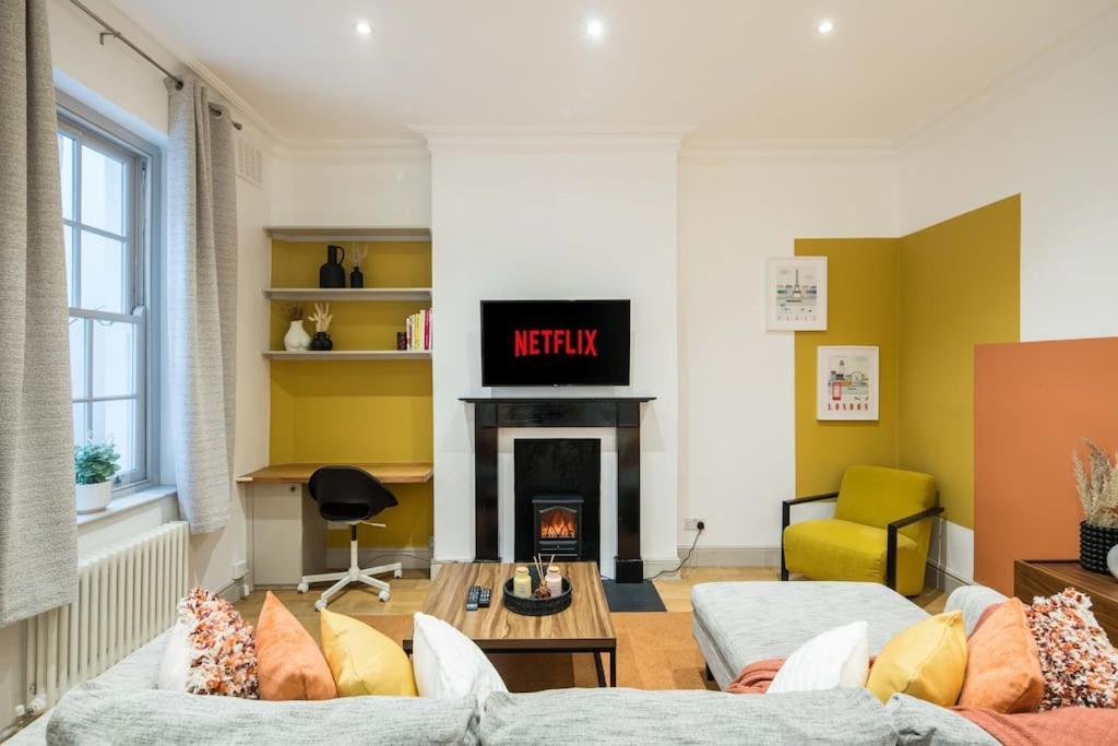 Apartamento Superb Retreat Central Next Tube Londres Exterior foto
