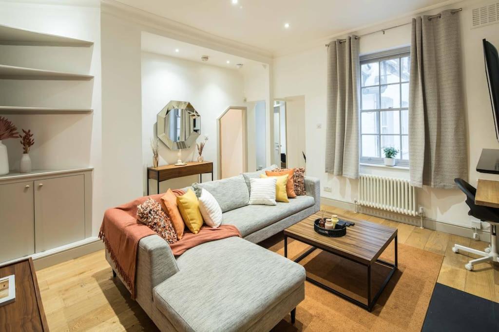 Apartamento Superb Retreat Central Next Tube Londres Exterior foto