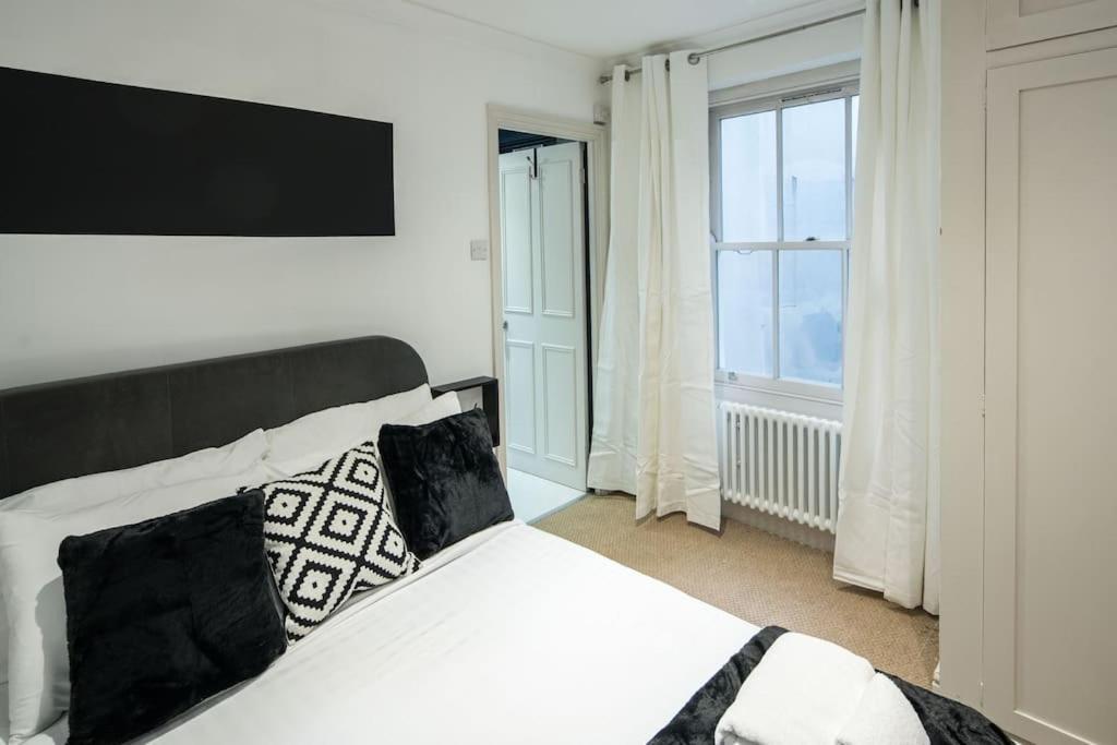 Apartamento Superb Retreat Central Next Tube Londres Exterior foto