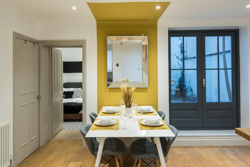 Apartamento Superb Retreat Central Next Tube Londres Exterior foto