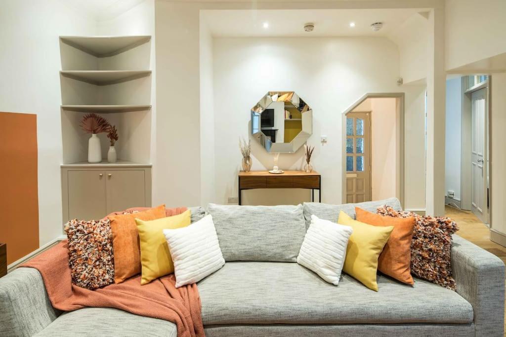 Apartamento Superb Retreat Central Next Tube Londres Exterior foto