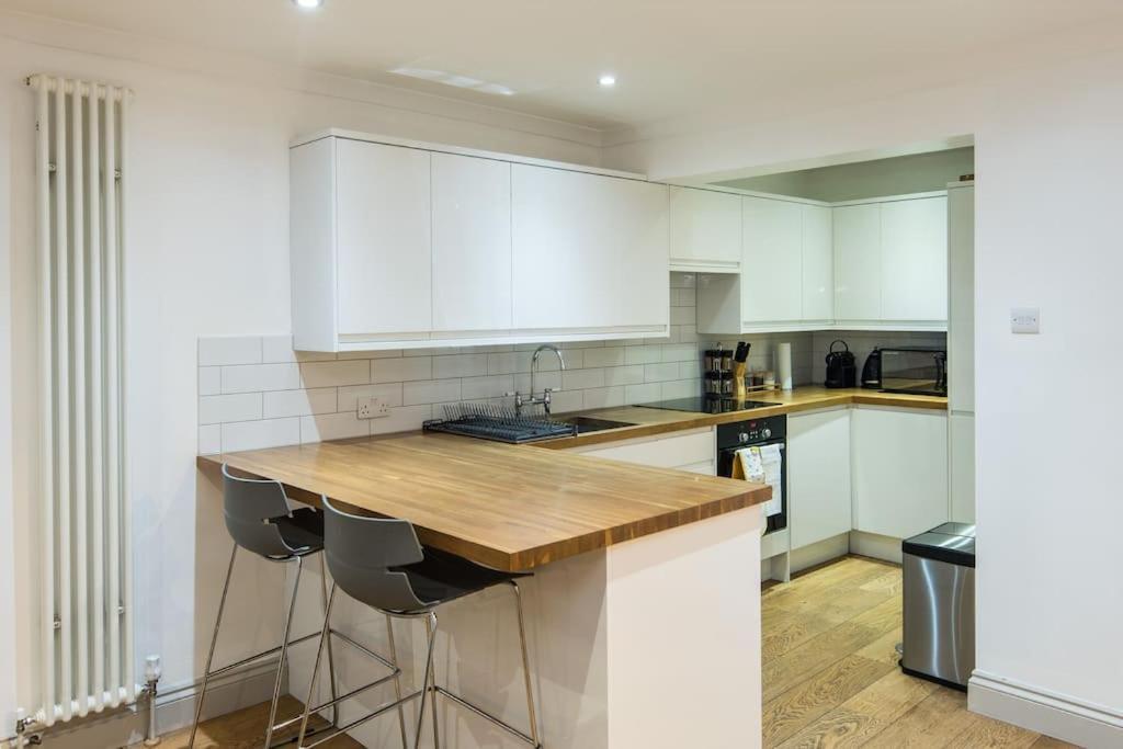 Apartamento Superb Retreat Central Next Tube Londres Exterior foto