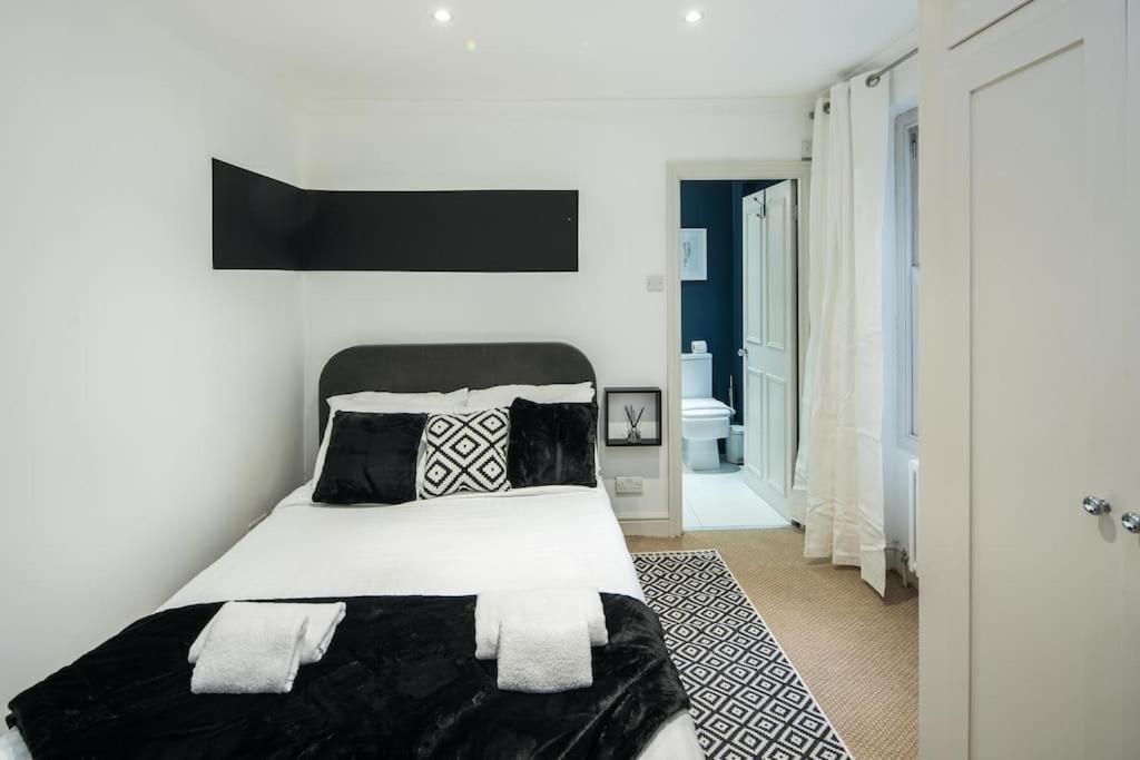 Apartamento Superb Retreat Central Next Tube Londres Exterior foto